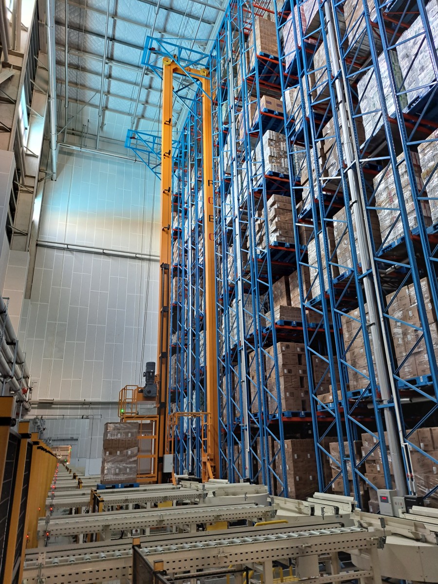 Automated shipping storage