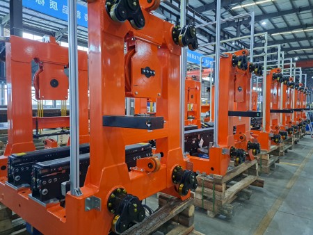 Stacker cradles